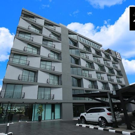 The 28Th Hotel Kanchanaburi Exteriér fotografie