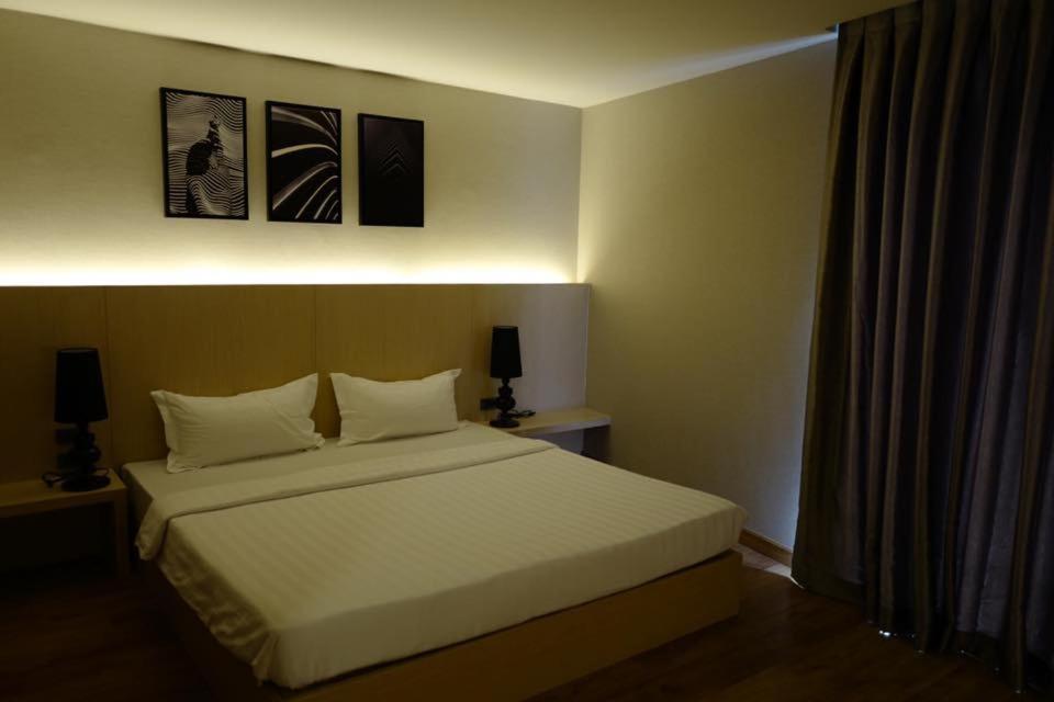 The 28Th Hotel Kanchanaburi Exteriér fotografie